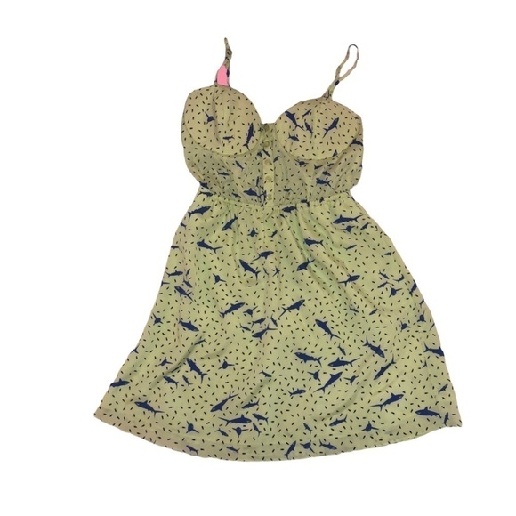 SHARK 🦈 BCBG SUMMER DRESS🦈 - Picture 2 of 4